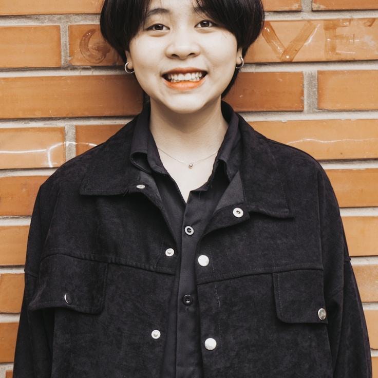 Jordan Patel, Client Relations Director, discussing corporate gifting strategy with business clients